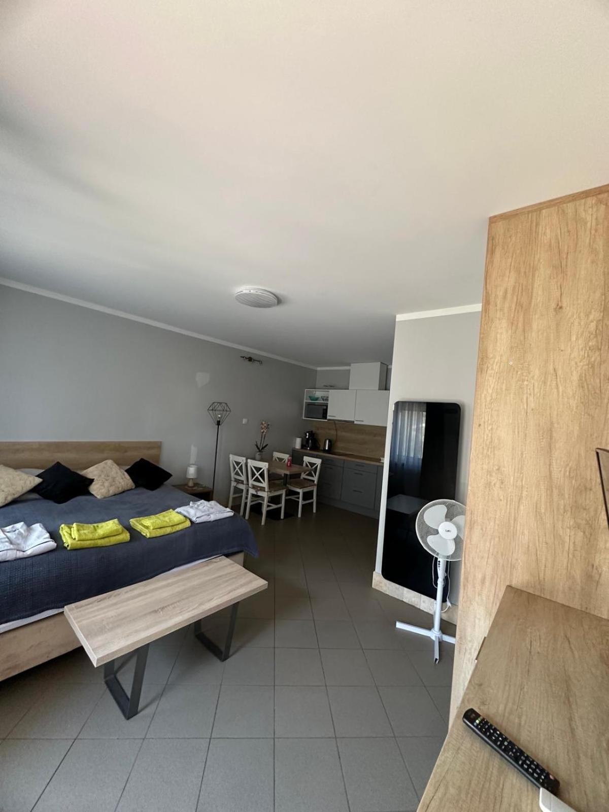 Apartamenty Typu Studio 50 Metrow Od Morza อุสตรอเนียมอร์สเกีย ภายนอก รูปภาพ